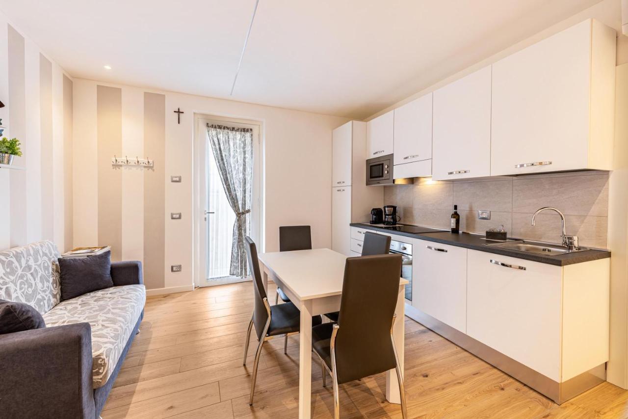 New Casa Ilaria Close To Center Torri Del Benaco Zewnętrze zdjęcie